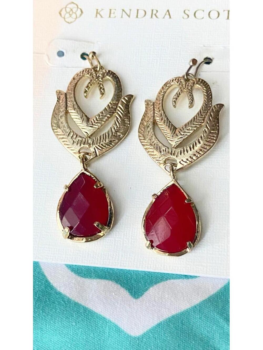 Vintage Kendra Scott Paloma Gold Tone Earrings In Red/Pink Agate Rare